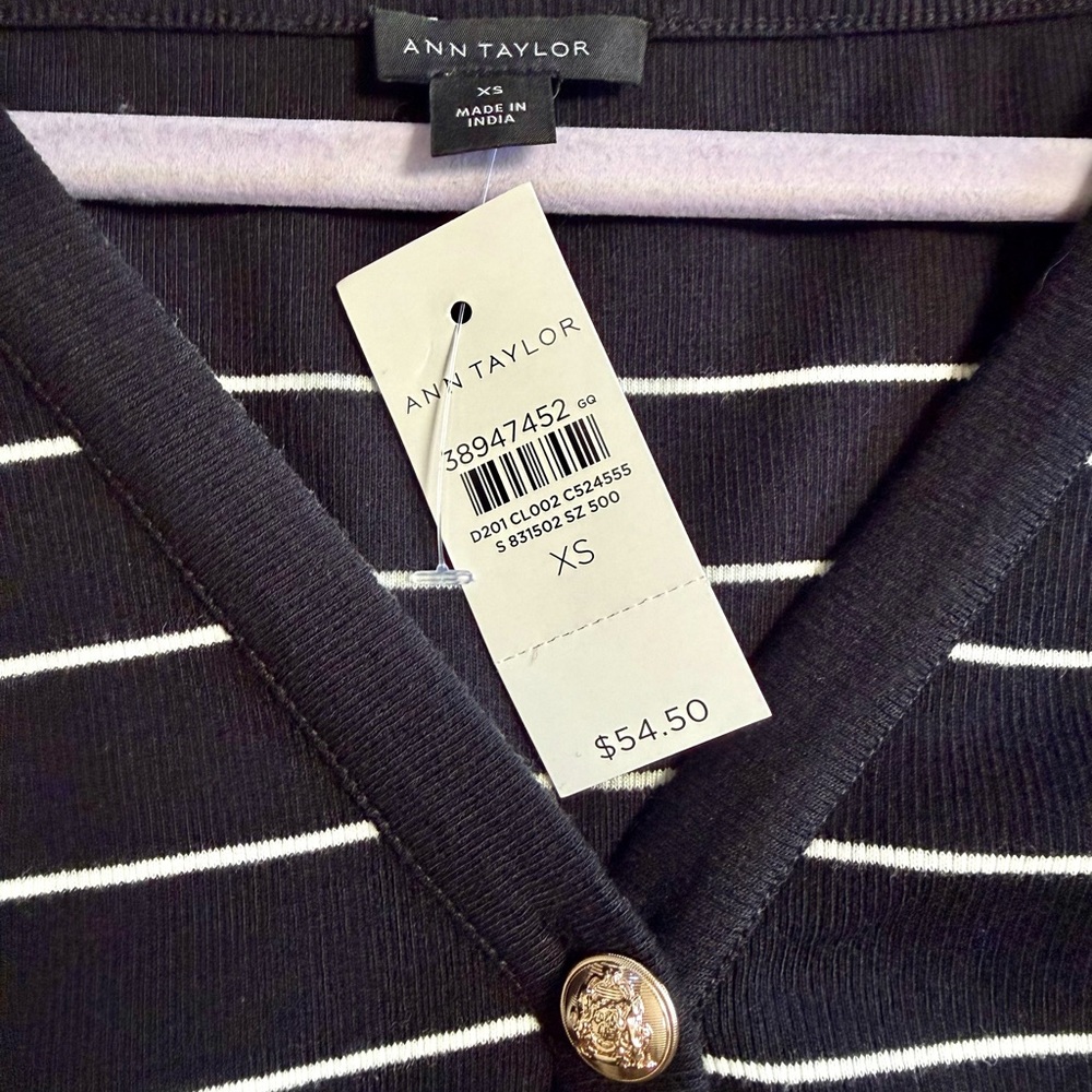 NWT Ann Taylor Black and White Striped Button-Down Tank Top - Picture 4 of 10